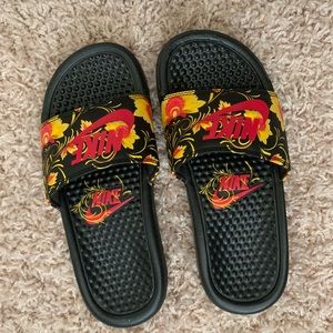 Nike Kawa Floral Slides